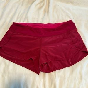 Lululemon speed up sports in magenta sz 8
